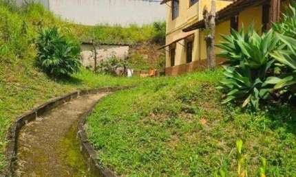 Casa com 4 dormitórios à venda, 241 m² por R$ 400.000 - Marilândia - Juiz de Fora/MG