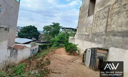 Terreno à venda, 300 m² por R$ 110.000 - Santa Isabel - Juiz de Fora/MG