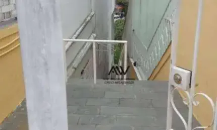Casa com 1 dormitório para alugar, 50 m² por R$ 894,00/mês - Jardim Glória - Juiz de Fora/MG