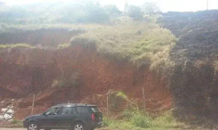 Terreno à venda, 300 m² por R$ 160.000,00 - Aeroporto - Juiz de Fora/MG