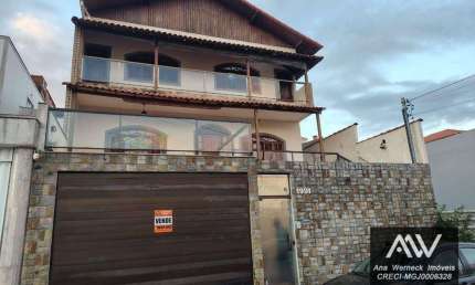 Casa com 4 dormitórios à venda, 160 m² por R$ 790.000,00 - Santa Maria - Juiz de Fora/MG