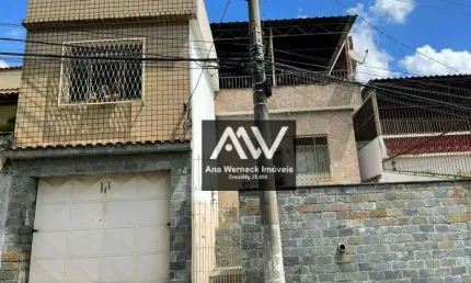 Casa com 3 dormitórios à venda, 144 m² por R$ 300.000,00 - Vila Furtado de Menezes - Juiz de Fora/MG