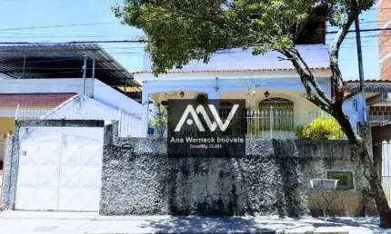 Casa com 4 dormitórios à venda, 230 m² por R$ 500.000,00 - Parque Independência - Juiz de Fora/MG