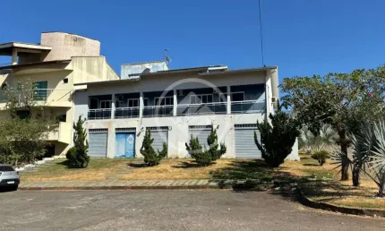 Excelente sobrado, com comércio embaixo codigo: 75423