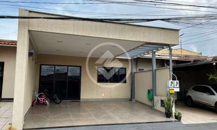 Casa em condomínio fechado com 4 quartos à venda na Rua GB9, 1, Jardim Guanabara II, Goiânia
