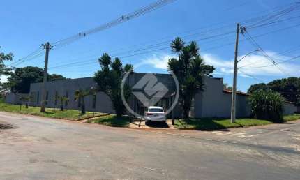 POUSADA/HOTEL Localizado na Av. dos Romeiros Trindade/GO codigo: 103607