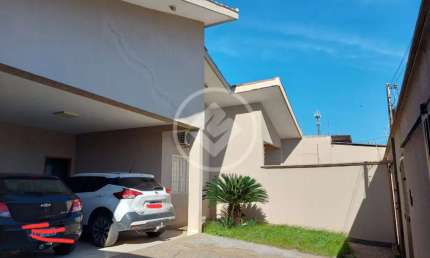 Casa com 3 quartos à venda na Rua 602, 01, Setor São José, Goiânia