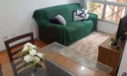Apartamento com 2 Dormitorios, sala, banheiro, cozinha, area de servico, vaga de garagem fixa, proximo a estacao de metro Patriarca - Vila Re. ACEITA FINANCIAMENTO!