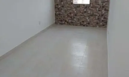 Apartamento reformado /02 dorm / 01 sala/cozinha/banheiro / quitado com escritura