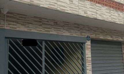 Excelente oportunidade proximo a estacao Jose Bonifacio com 3 dormitorios, 2 salas, 2 cozinhas, 2 banheiros, 2 areas de servicos, vaga de garagem, salao comercial, terraco e quintal em otimo estado de