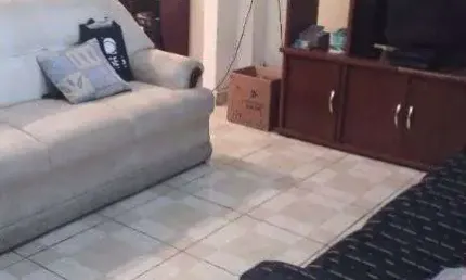Casa com 2 quartos à venda na Rua Giovanni Quadri, 297, Conjunto Residencial José Bonifácio, São Paulo por R$ 320.000