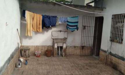 Casa com 3 quartos à venda na Rua SILVIRIA Souza de Mello, 896, Balneário Plataforma, Mongaguá por R$ 220.000