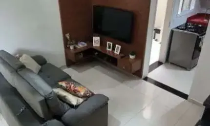 LINDO SOBRADO EM CONDOMINIO  COM 2 SUITES E VARANDA NA VILA CARMOSINA
