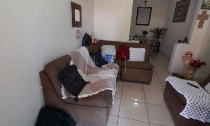 Casa com 2 quartos à venda na Rua Santa Tarcília, 111, Jardim São João (Guaianazes), São Paulo