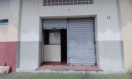 (LJ2235) Um box medindo 50m² localizado no bairro Franciscanos