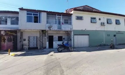 (ca2308) casa medindo 44m² localizada no quintino cunha