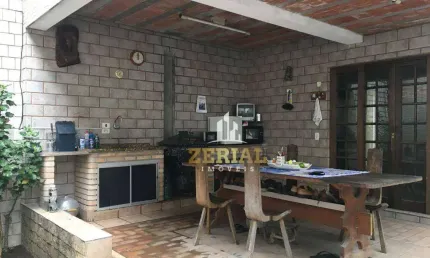 Sobrado com 3 dormitórios à venda, 430 m² por R$ 2.600.000,00 - Centro - São Caetano do Sul/SP