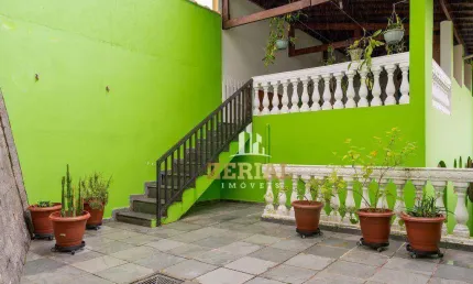 Sobrado com 3 dormitórios à venda, 266 m² por R$ 600.000,00 - Vila Eldízia - Santo André/SP