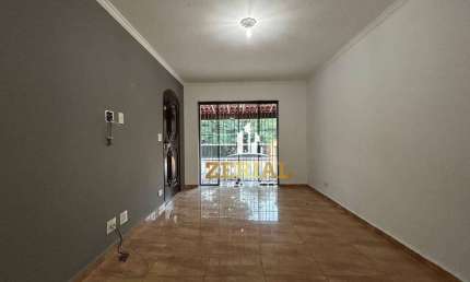 Sobrado com 3 dormitórios para alugar, 290 m² por R$ 3.800,00/mês - Sítio da Figueira - São Paulo/SP