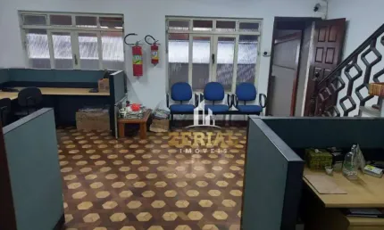 Sobrado com 3 dormitórios à venda, 209 m² por R$ 590.000,00 - Campestre - Santo André/SP