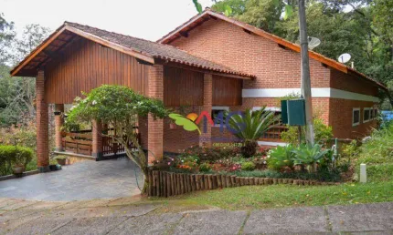 Casa à venda, 456 m² por R$ 1.290.000,00 - Condomínio Clube da Montanha - Atibaia/SP