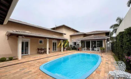 Casa com 4 dormitórios à venda, 247 m² por R$ 2.100.000,00 - Condomínio Shambala III - Atibaia/SP