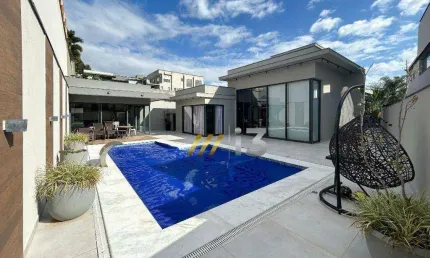 Casa com 3 dormitórios à venda, 302 m² por R$ 2.500.000,00 - Condomínio Figueira Garden - Atibaia/SP