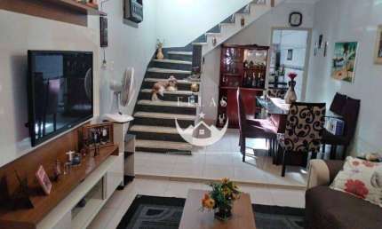 Sobrado com 3 dormitórios à venda, 124 m² por R$ 424.000,00 - Vila Cascatinha - São Vicente/SP