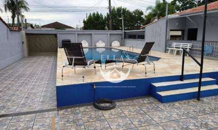 Casa à Venda – 180m² | Piscina | 50m da Praia | Solemar – Praia Grande/SP
