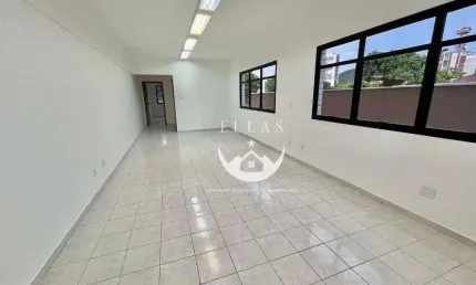 Conjunto Comercial para Locação – 1º Andar de Frente