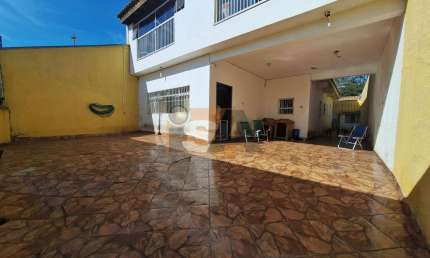Sobrado Residencial; no bairro Jardim Modelo - Suzano, SP