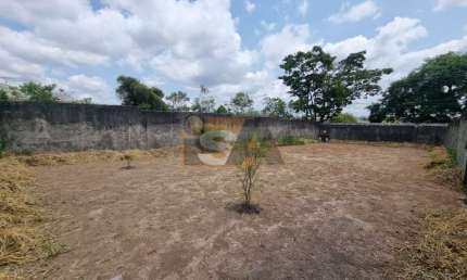 Terreno comercial; no bairro Vila Júlia; próximo ao Centro de Poá/SP.