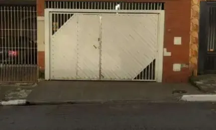 Casa com 3 quartos à venda na Rua Santana, 185, Vila Figueira, Suzano