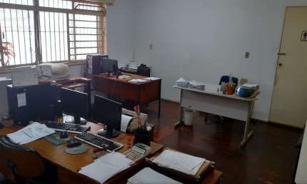 Casa comercial para alugar na Rua Mirambava, 585, Centro, Suzano
