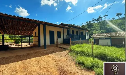 LINDA FAZENDA COM 41,5 ALQUEIRES X 4.8 = 200 HECTARES NO INTERIOR DE MINAS!