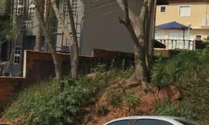 Terreno à venda no Jardim dos Ipês, Cotia 
