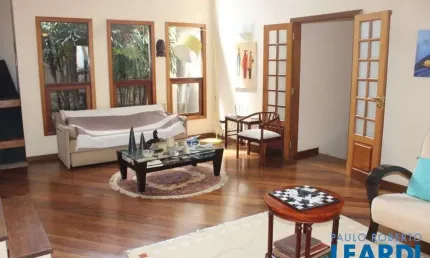 Casa com 5 quartos à venda no Parque dos Príncipes, São Paulo 