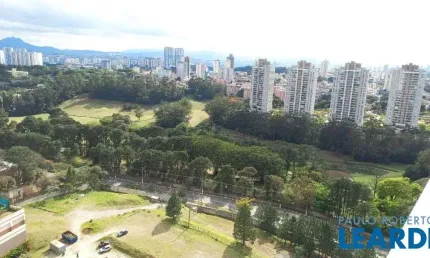 Apartamento com 4 quartos para alugar na Vila São Francisco, Osasco 