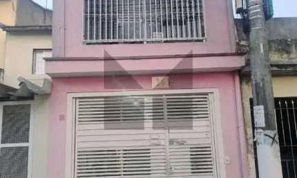 Casa à Venda em Parque Pinheiros - 3 Dormitórios por R$540.000,00
