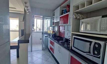 Lindo Apartamento SEMI MOBILIADO, de 2 dormitórios (com suíte), sacada com churrasqueira em Barreir