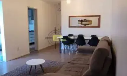 Apartamento mobiliado com 03 dormitórios, bem localizado no bairro Kobrasol - São José