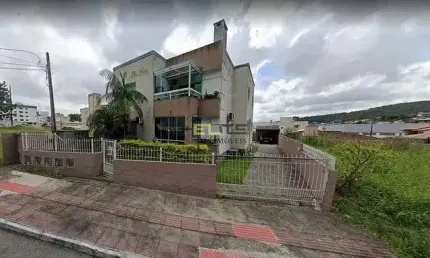 Apartamento à venda, de 02 dormitórios, sacada com churrasqueira em Forquilhinha - São José