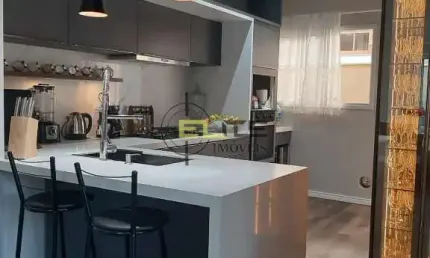 Casa à venda, de 3 dormitórios (1 suíte), piscina, área gourmet na Pedra Branca, em Palhoça/SC
