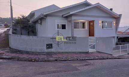 Casa à venda, com churrasqueira de 02 dormitórios no Bela Vista - Palhoça