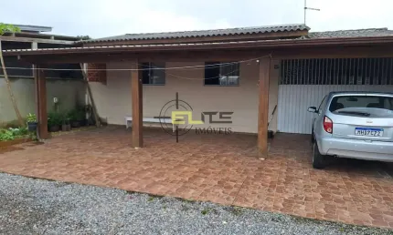 Casa à venda, com 2 dormitórios na Praia do Sonho, em Palhoça/SC