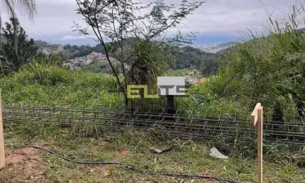Terreno à venda, com 472m² em Potecas, em São José/SC