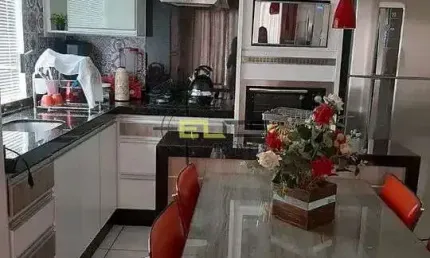 Apartamento à venda, de 02 dormitórios, sacada com churrasqueira em Jardim Eldorado - Palhoça