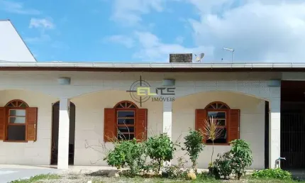 Casa à venda, de alvenaria e laje de 3 dormitórios na Praia de Fora, em Palhoça/SC