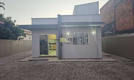 Casa à venda, de 2 dormitórios, sendo 1 suíte na Barra do Aririú, em Palhoça/SC