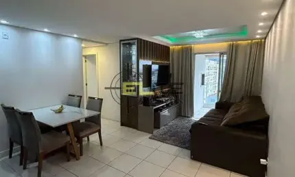 Apartamento de 3 dormitórios, com suíte e SEMI-MOBILIADO,  na Praia Comprida/São José.